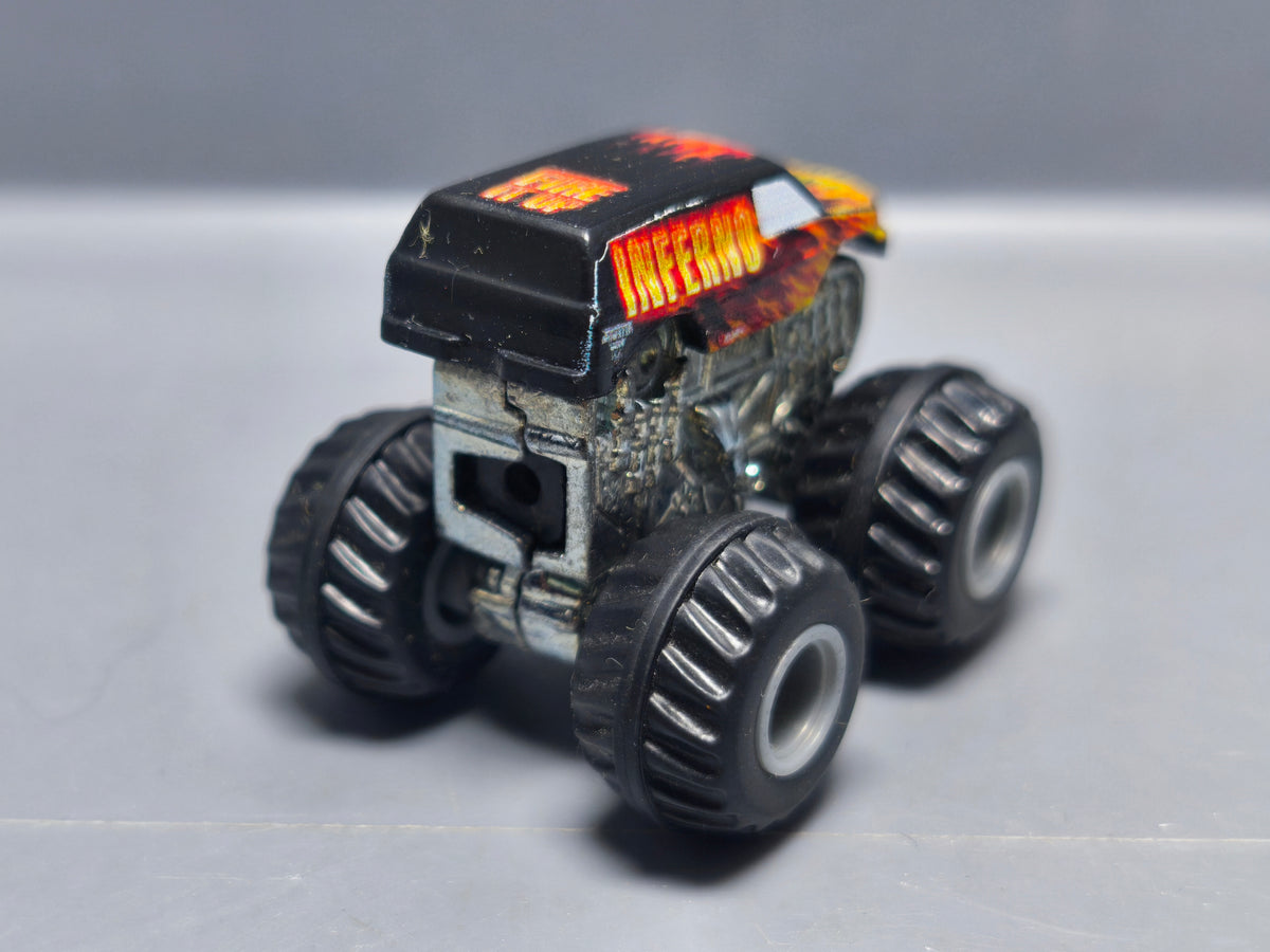 Hot Wheels Monster Jam Mighty Minis Inferno Mini Monster Truck Diecast (A01)