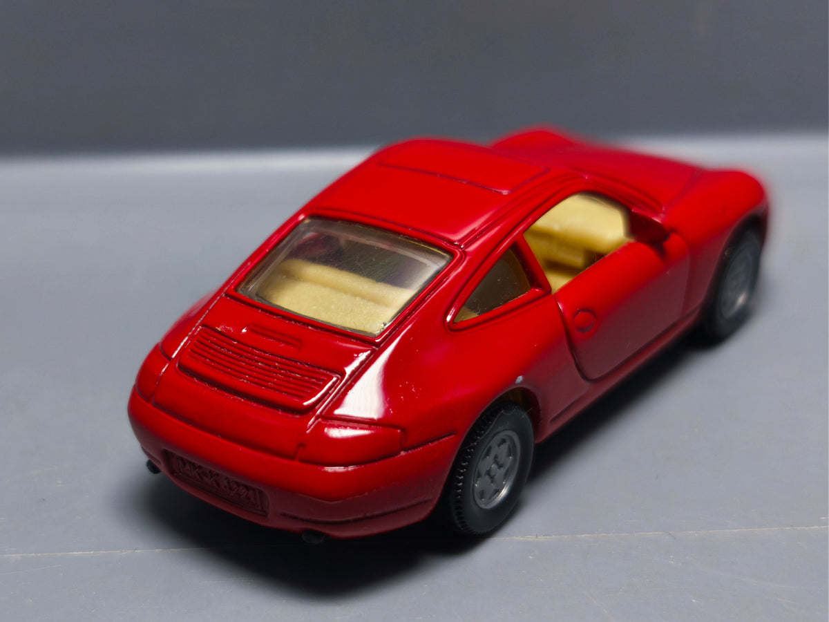 Siku Porsche 911 Carrera Rouge Réf. 1093 (A01)