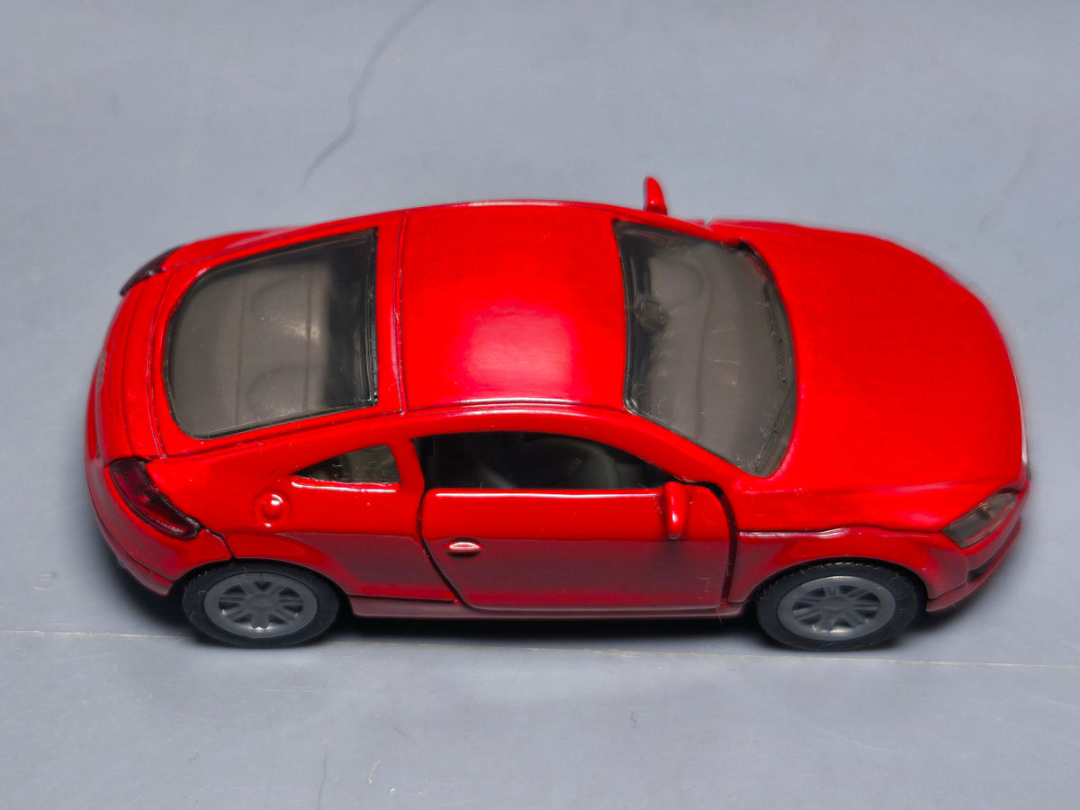 Siku 1428 Audi TT 3.2 Quattro Rouge (A01)