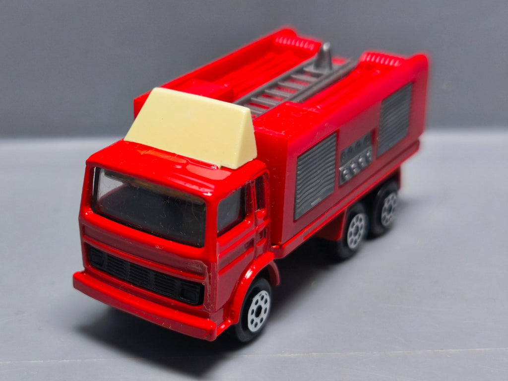 majorette Camion cellule pompiers n°261 série 200 1/100 (A02)