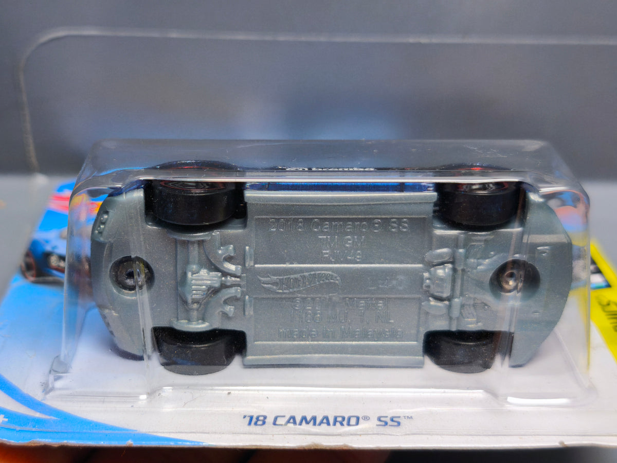 Hot Wheels '18 Camaro SS Chevrolet 2019-026  (DV013)