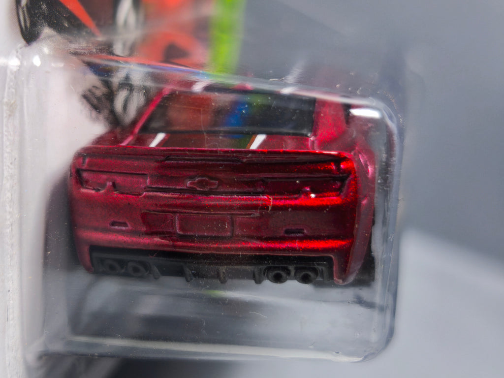 Hot Wheels 2013 chevy Camaro special edition  Chevrolet 2014-202  (DV013)