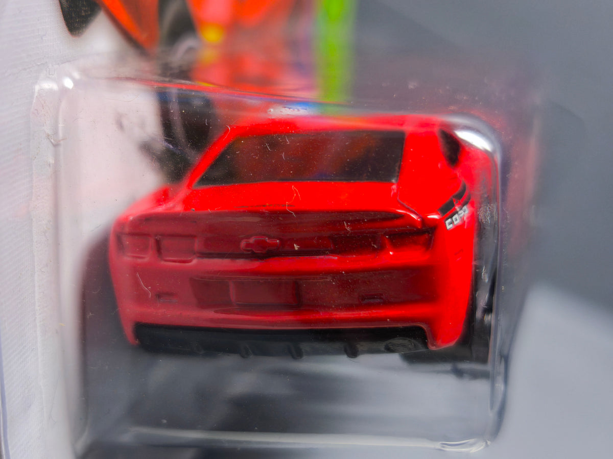 Hot Wheels 2013 copo Camaro Chevrolet 2014-229  (DV013)