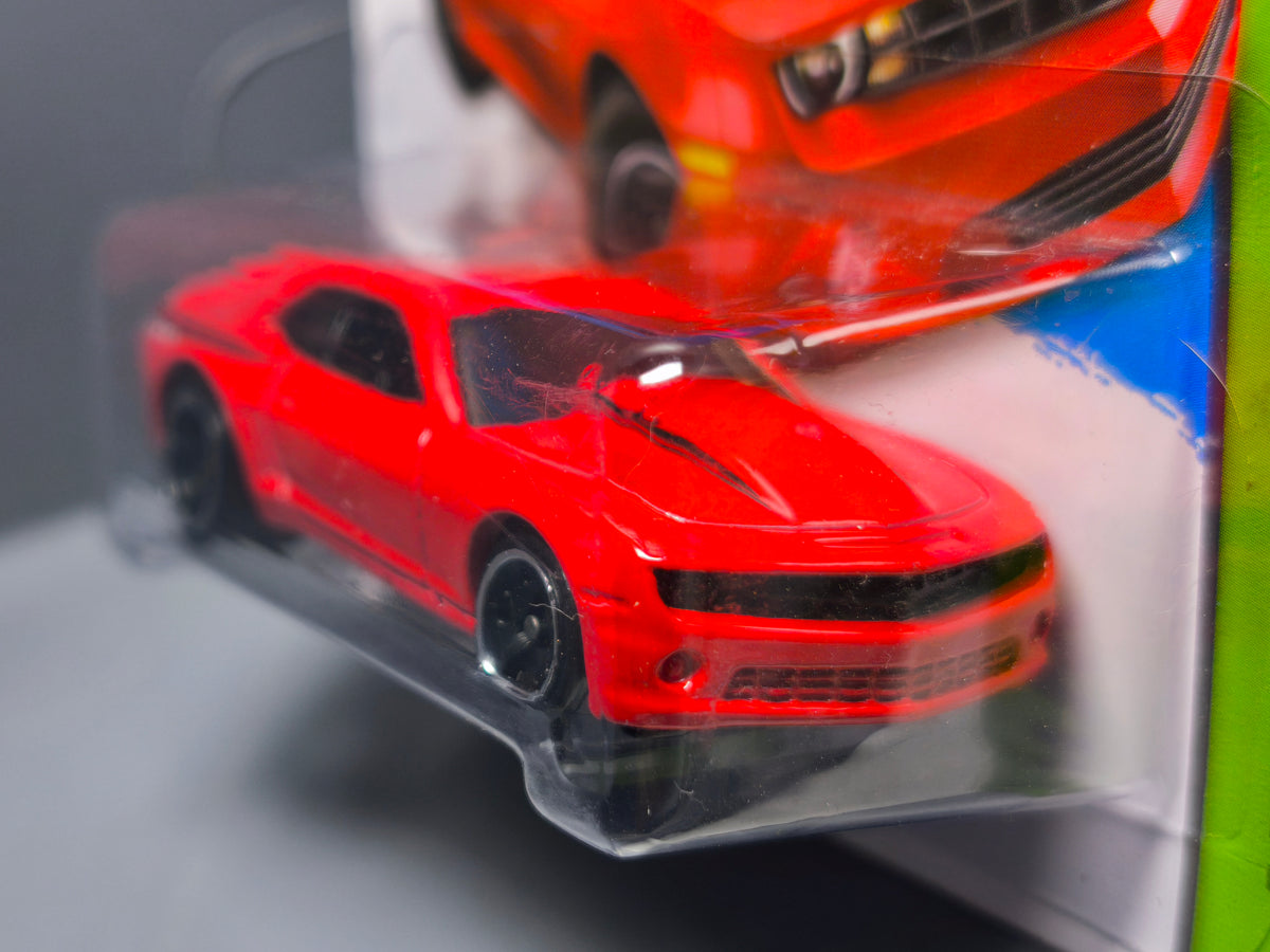Hot Wheels 2013 copo Camaro Chevrolet 2014-229  (DV013)