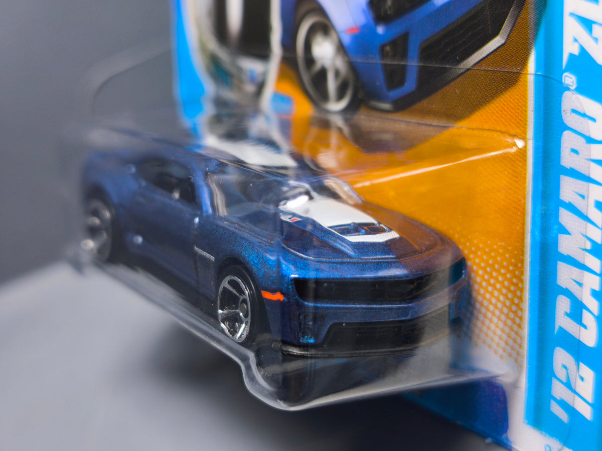 Hot Wheels '12 Camaro ZL1 Chevrolet 2012-009 (DV013)