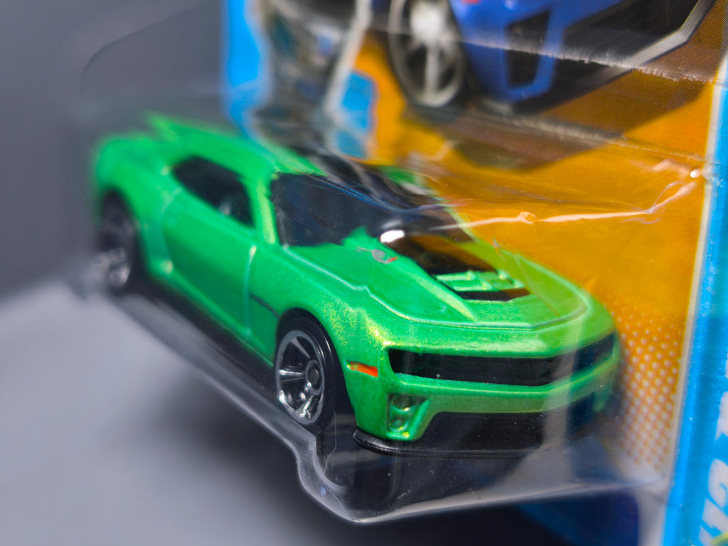 Hot Wheels '12 Camaro ZL1 Chevrolet 2012-009 (DV013)