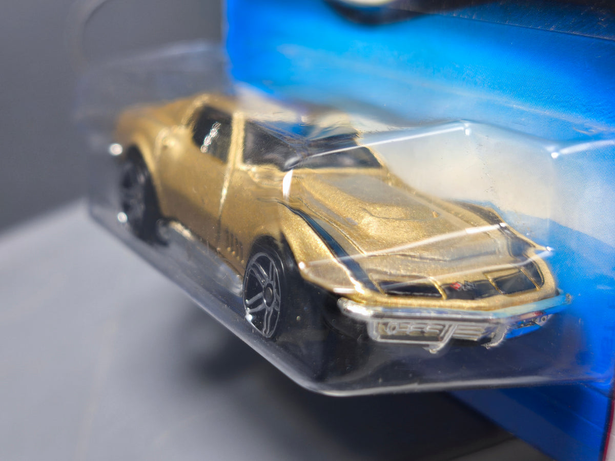 Hot Wheels Chevrolet '69 Corvette 2006-007 (DV013)