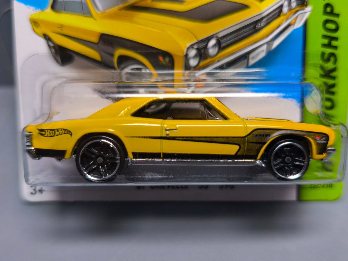Hot Wheels Chevrolet '67 Chevelle SS 396 2014-232 (DV013)