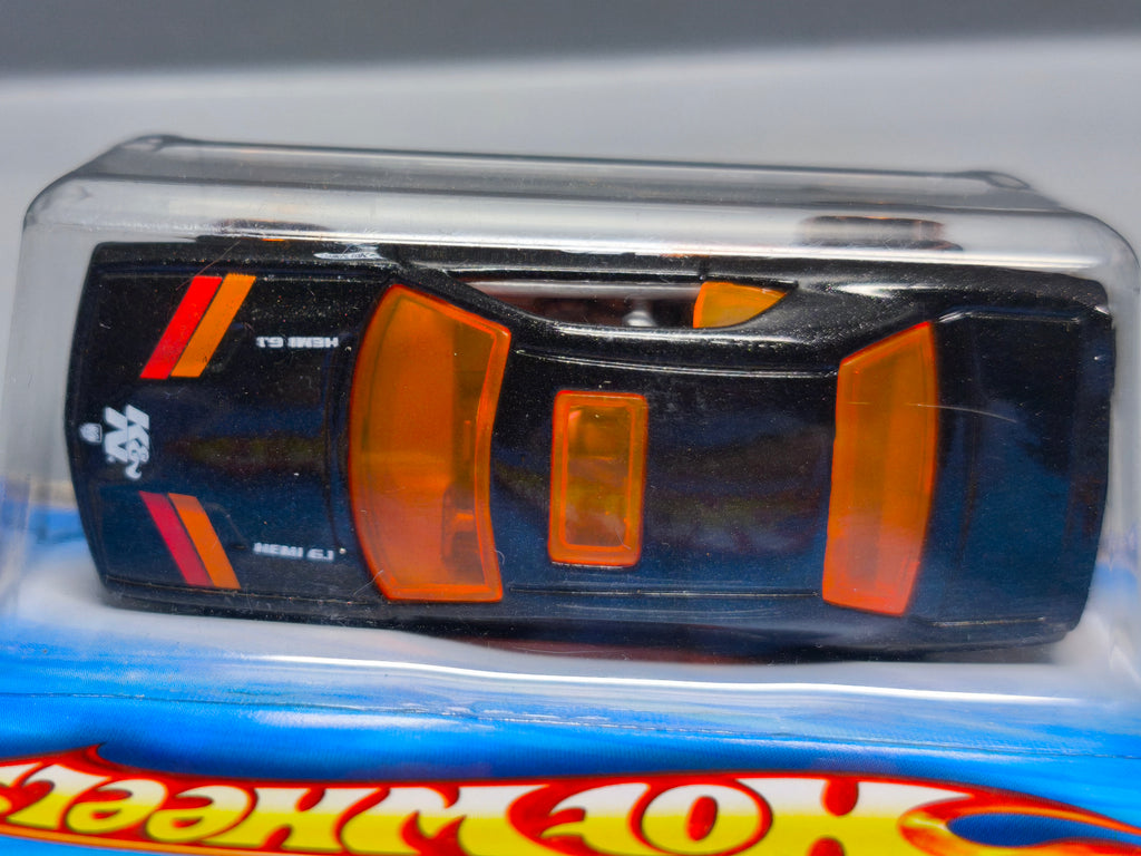 Hot Wheels '08 Dodge Challenger SRT8 2010-108 (DV013)