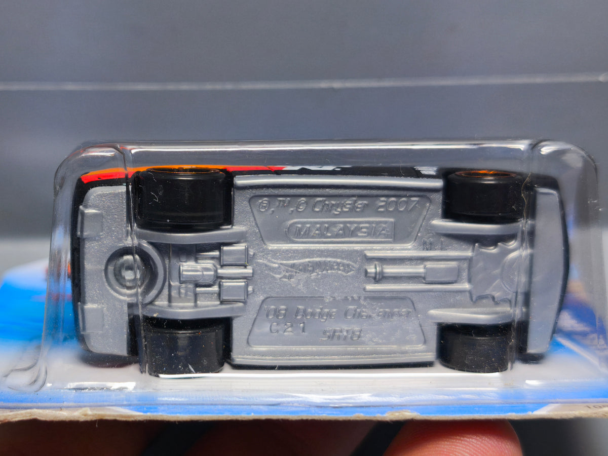 Hot Wheels '08 Dodge Challenger SRT8 2010-108 (DV013)