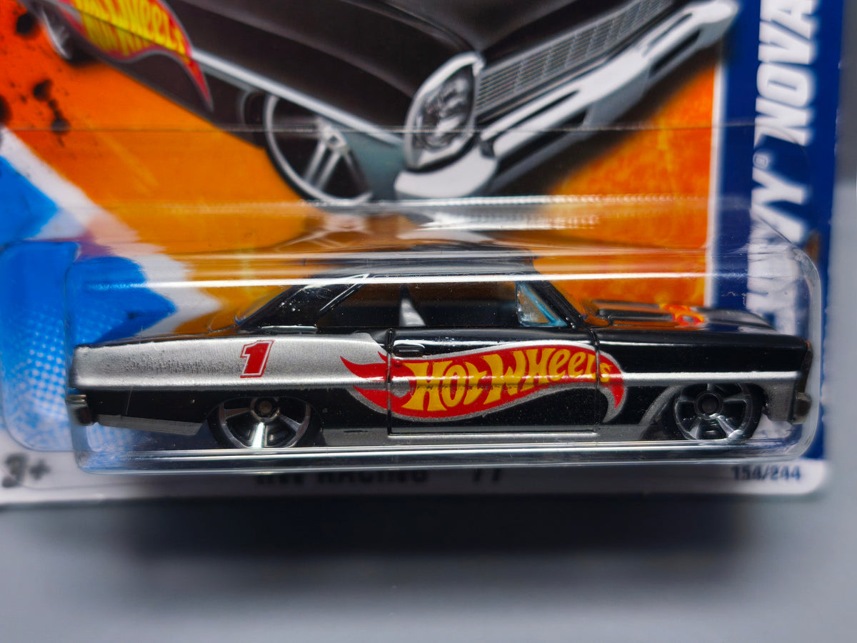 Hot Wheels '66 Chevy Nova Chevrolet 2011-154 (DV013)