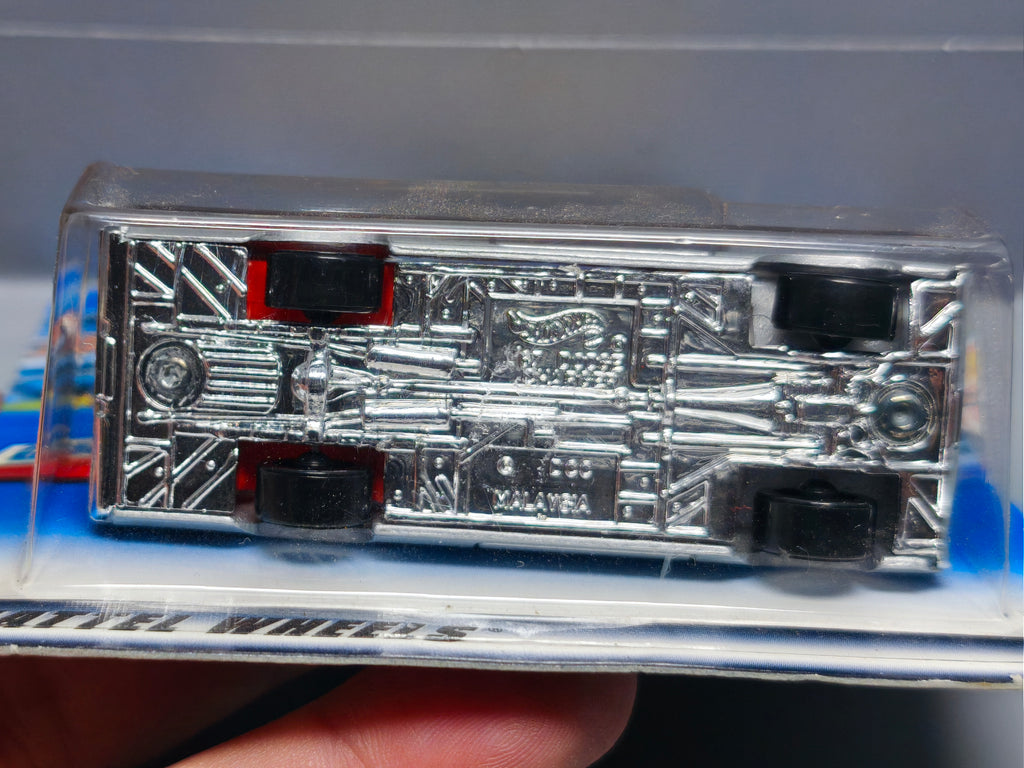 Hot Wheels 1967 Dodge Charger 2000-088 (DV013)