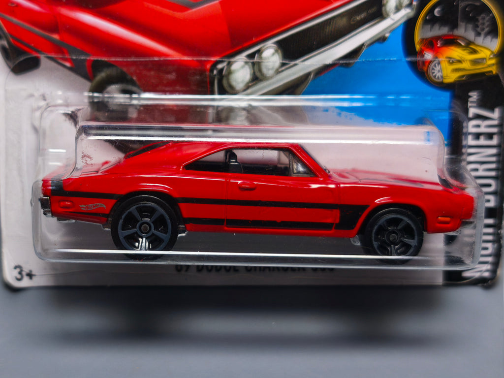 Hot Wheels '69 Dodge Charger 500 2016-084 (DV013)