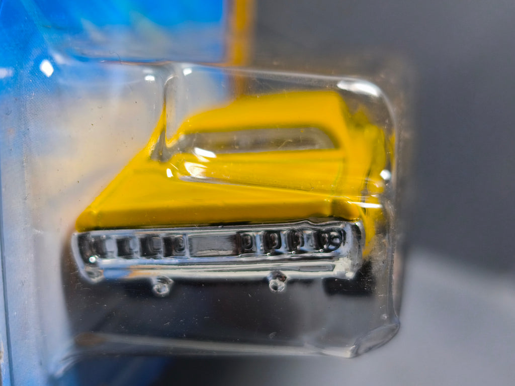 Hot Wheels '71 Dodge Charger 2010-041 (DV013)