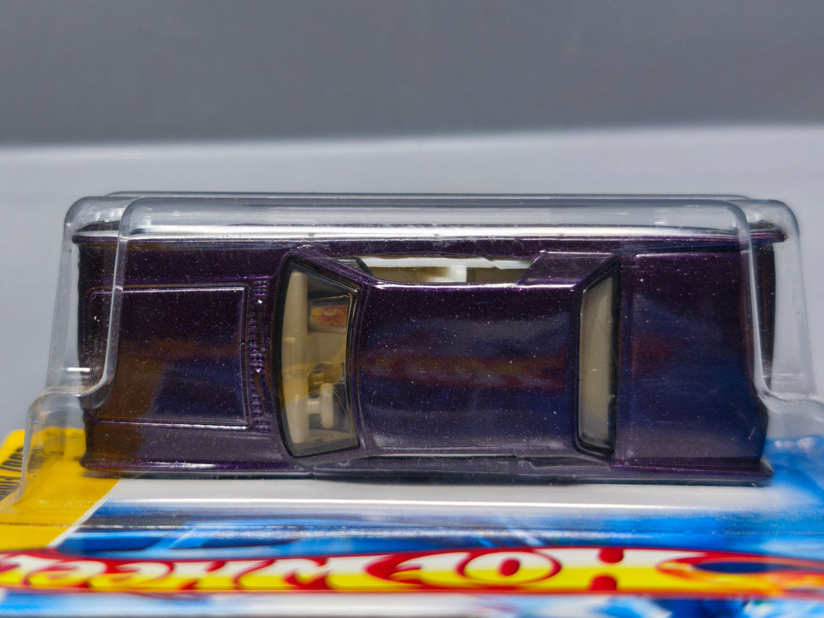Hot Wheels 1964 Lincoln Continental 2007-022 (DV013)