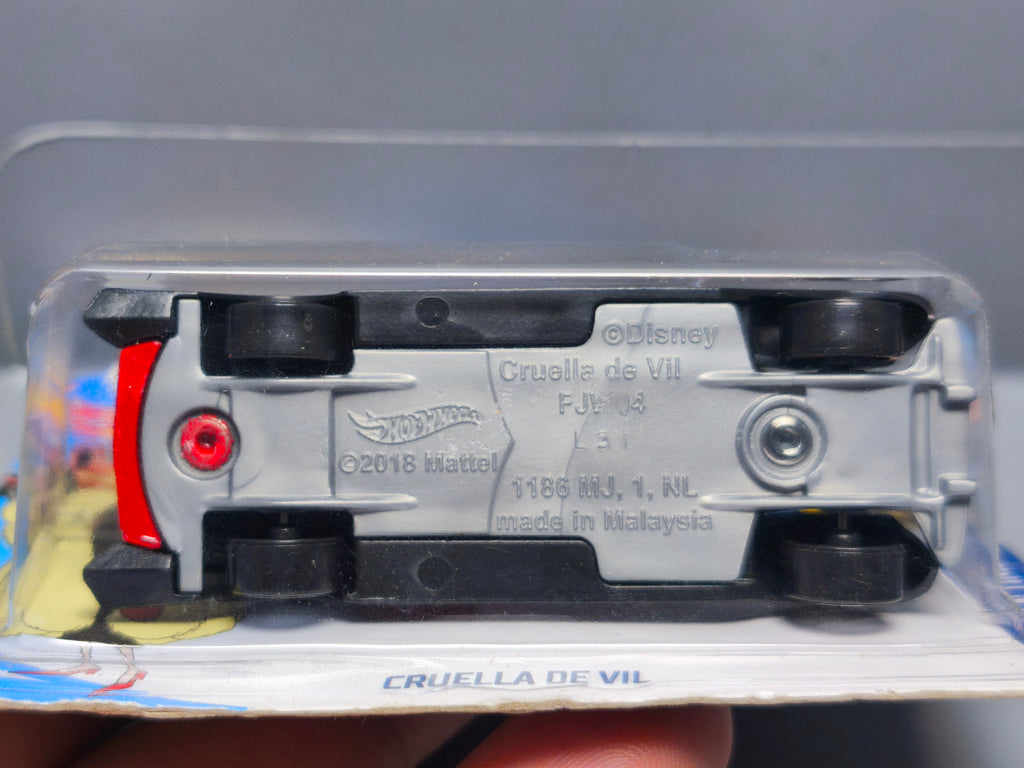 Hot Wheels Cruella De Vil 2018-343 (DV013)