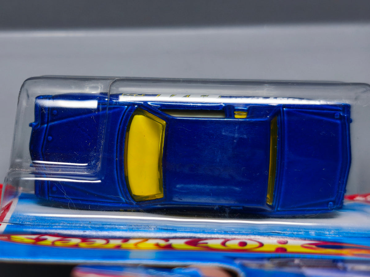 Hot Wheels '84 Pontiac Grand prix 2010-173 (DV013)