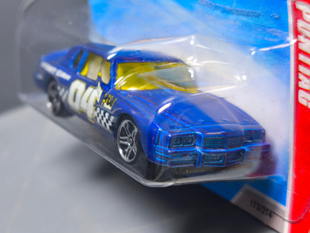 Hot Wheels '84 Pontiac Grand prix 2010-173 (DV013)