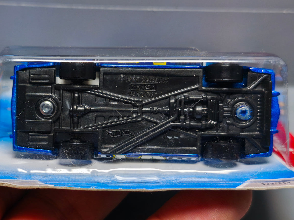 Hot Wheels '84 Pontiac Grand prix 2010-173 (DV013)