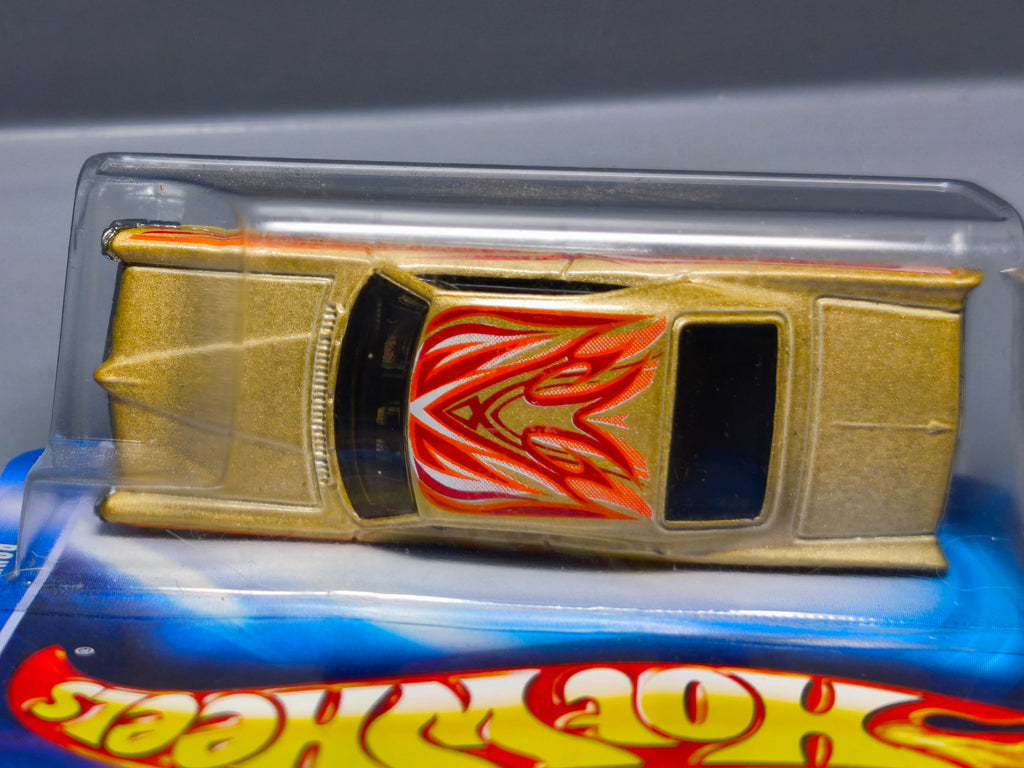 Hot Wheels 1965 Pontiac Bonneville 2003-215 (DV013)