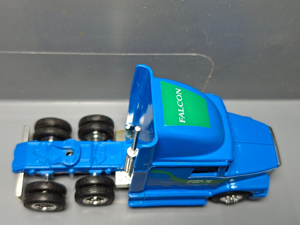 ERTL White GMC aero integral Falcon (NP25)