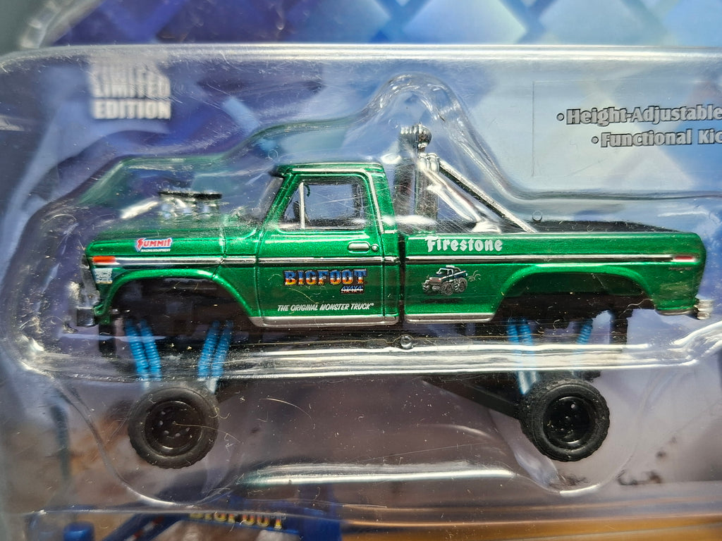 Greenlight Bigfoot Chase 1974 Ford f-250 et gooseneck trailer et tires (CT01)