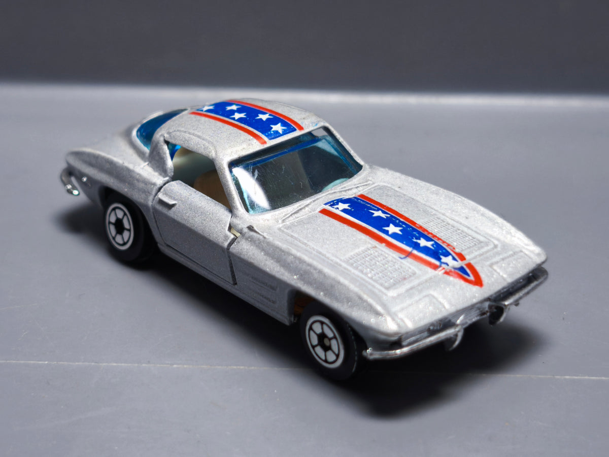 Yatming  Road tough 63 corvette   (A30)