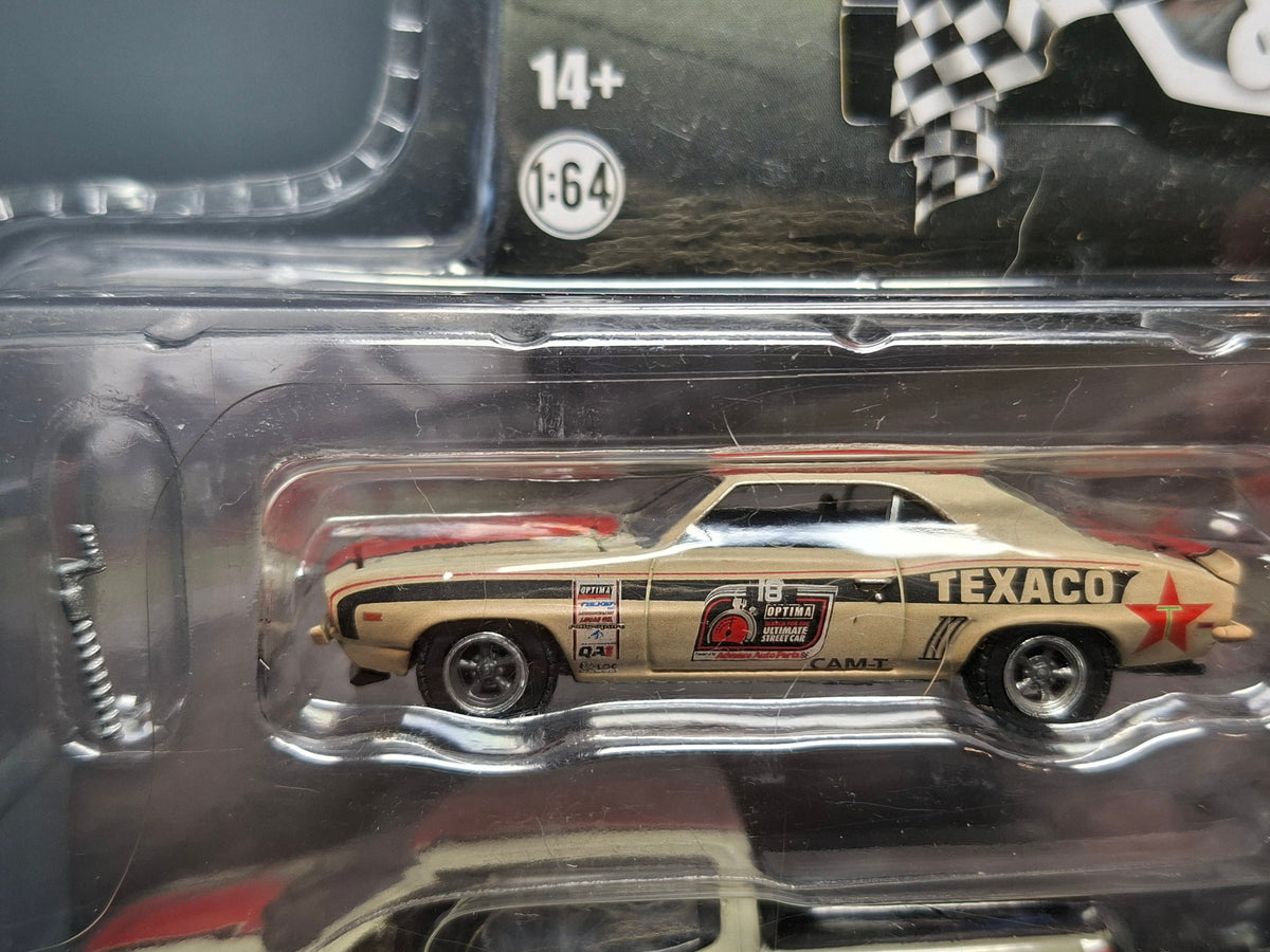 Greenlight 2021 Chevrolet Silverado and 1969 Chevrolet Camaro RS Texaco   (CT01)