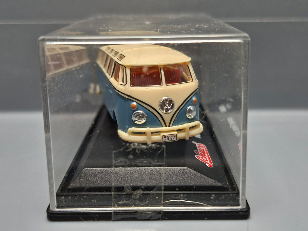 Schuco 1/72 Volkswagen bully samba  (NP31)