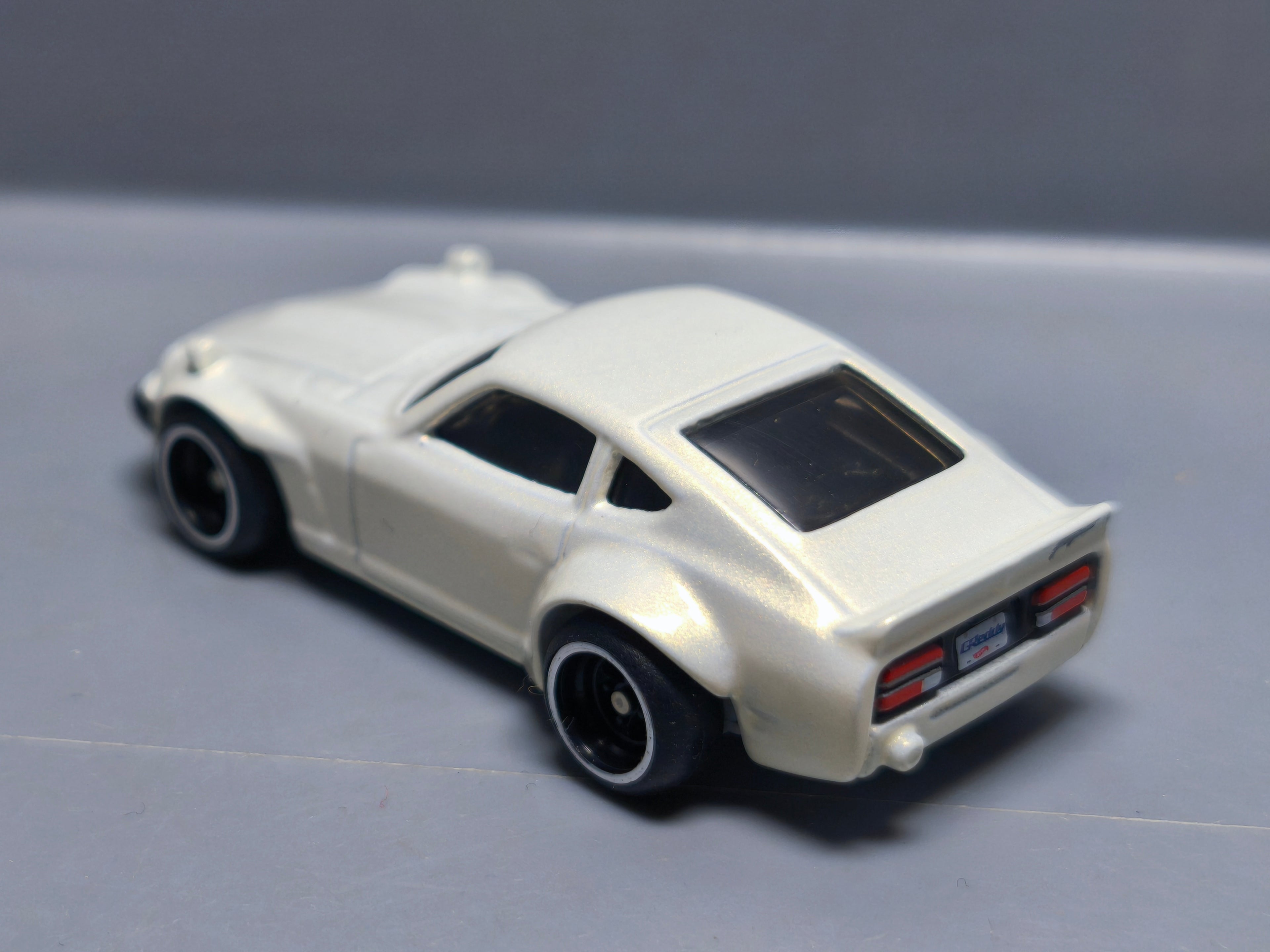 Hot Wheels Cars & donuts Custom datsun 240z (A07)