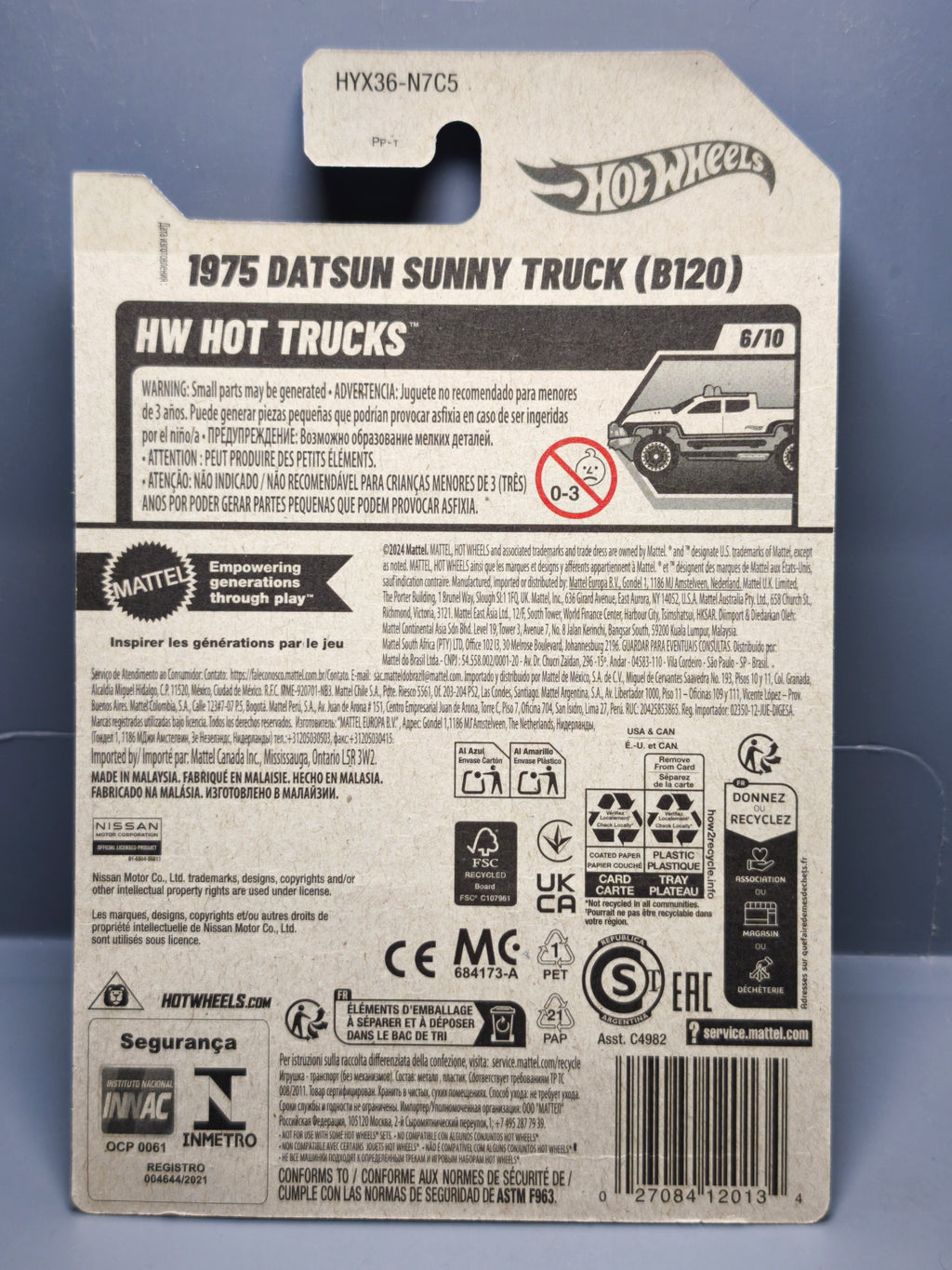 Hot Wheels 1975 datsun Sunny truck (B120) 2025-093 (NP09)
