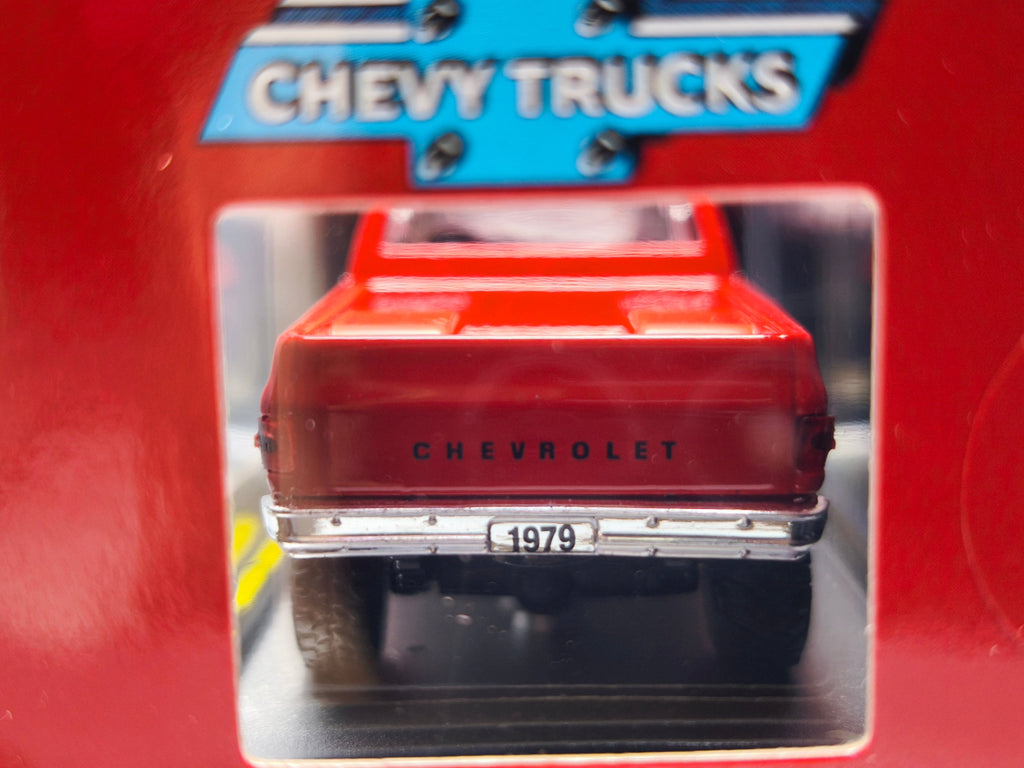 M2 Machines 1979 Chevrolet Scottsdale R104 25-87 (NP08)
