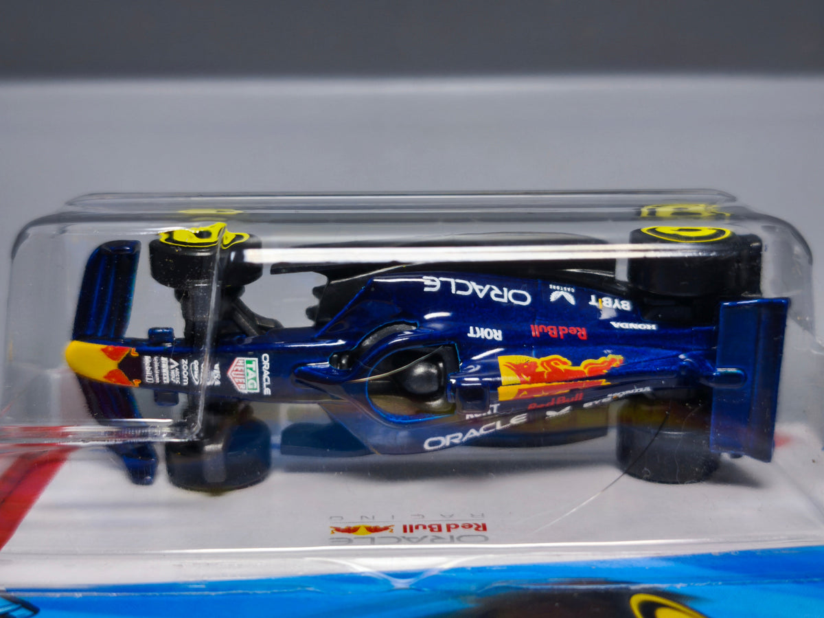 Hot Wheels Oracle Red Bull racing formula 1 2025-059 (NP09)