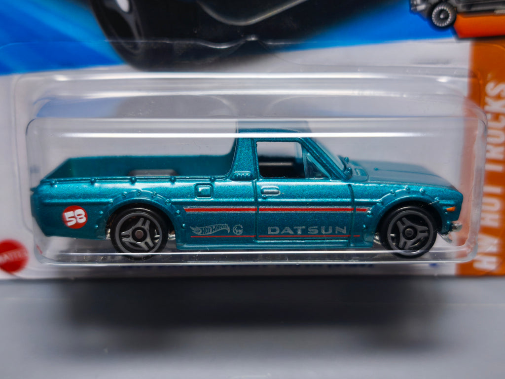 Hot Wheels 1975 datsun Sunny truck (B120) 2025-093 (NP09)