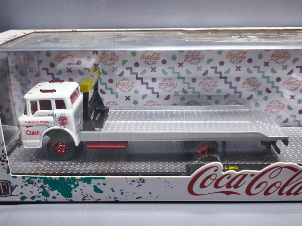 M2 Machines Chase Coca Cola 1990 Ford C-8000 & 1990 Ford Mustang GT (CT10)