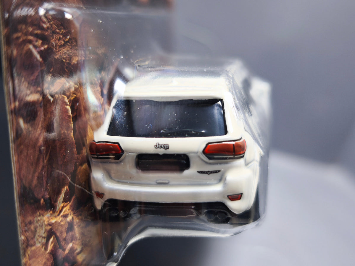 Hot Wheels Performance Truck 2019 Jeep Grand Cherokee Trackhawk (NP08)