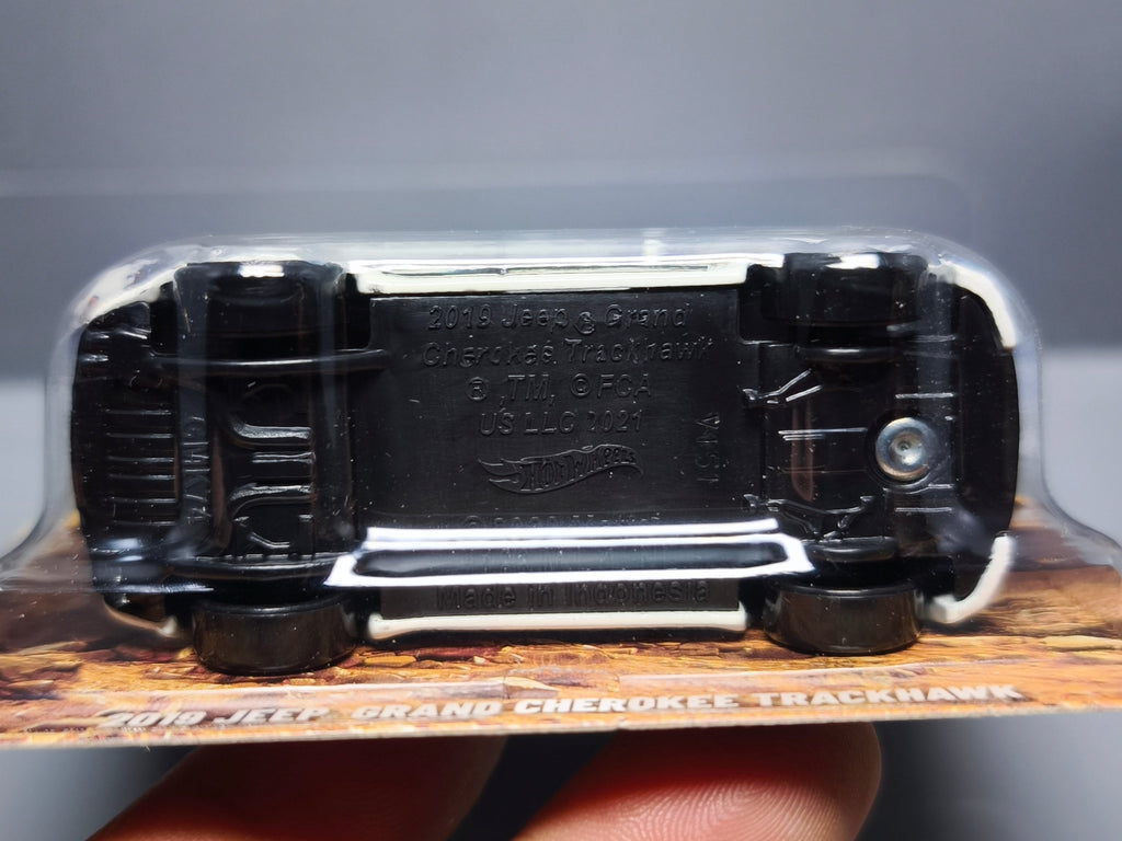 Hot Wheels Performance Truck 2019 Jeep Grand Cherokee Trackhawk (NP08)