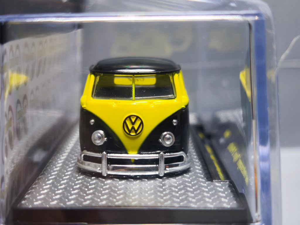 M2 Machines Mooneyes 1960 Volkswagen Single Cab Truck (NG10)