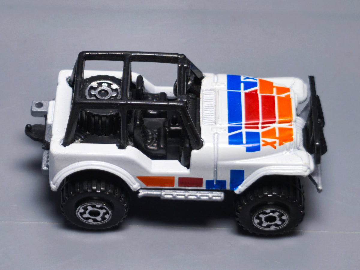 Matchbox 1987 mainline  Jeep 4X4 sans antenne   (A31)