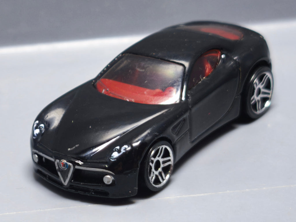 Hot Wheels Alfa romeo 8c 2014-029  (A31)