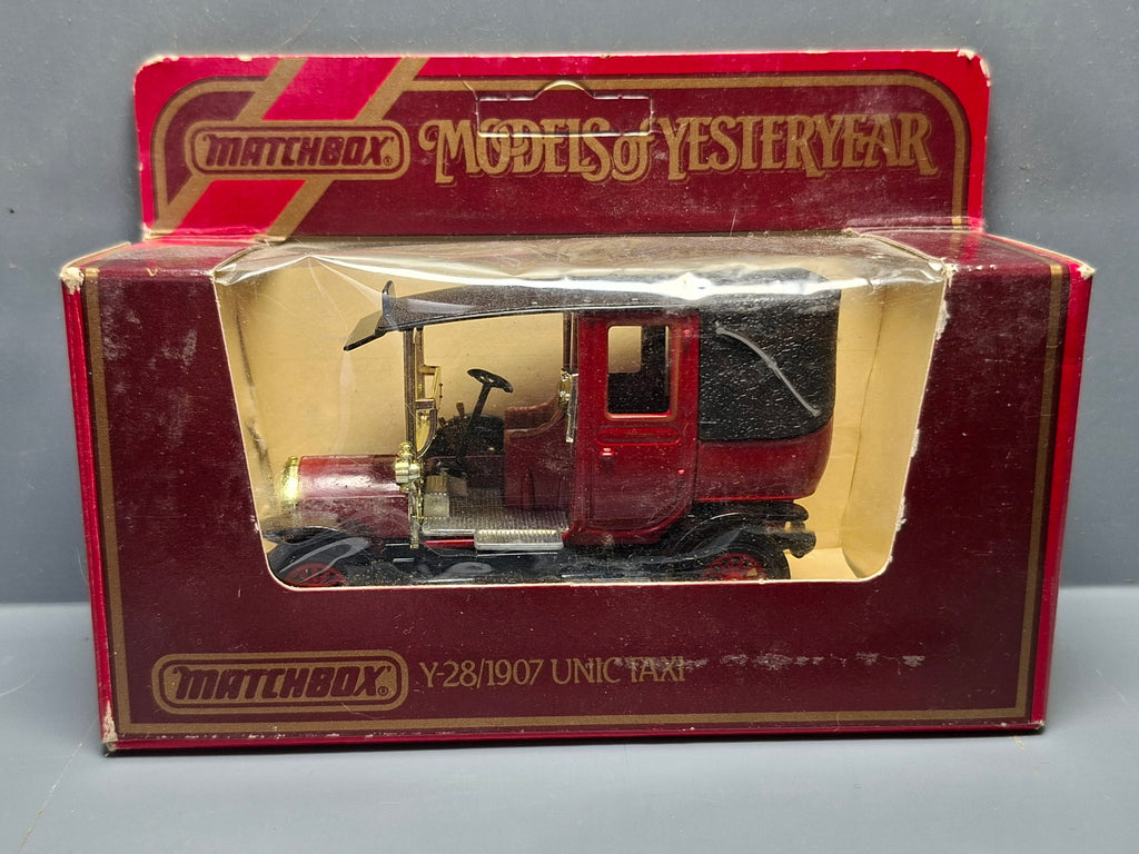 Matchbox Models of yesteryear 1907 Unic Taxi   (NP24)