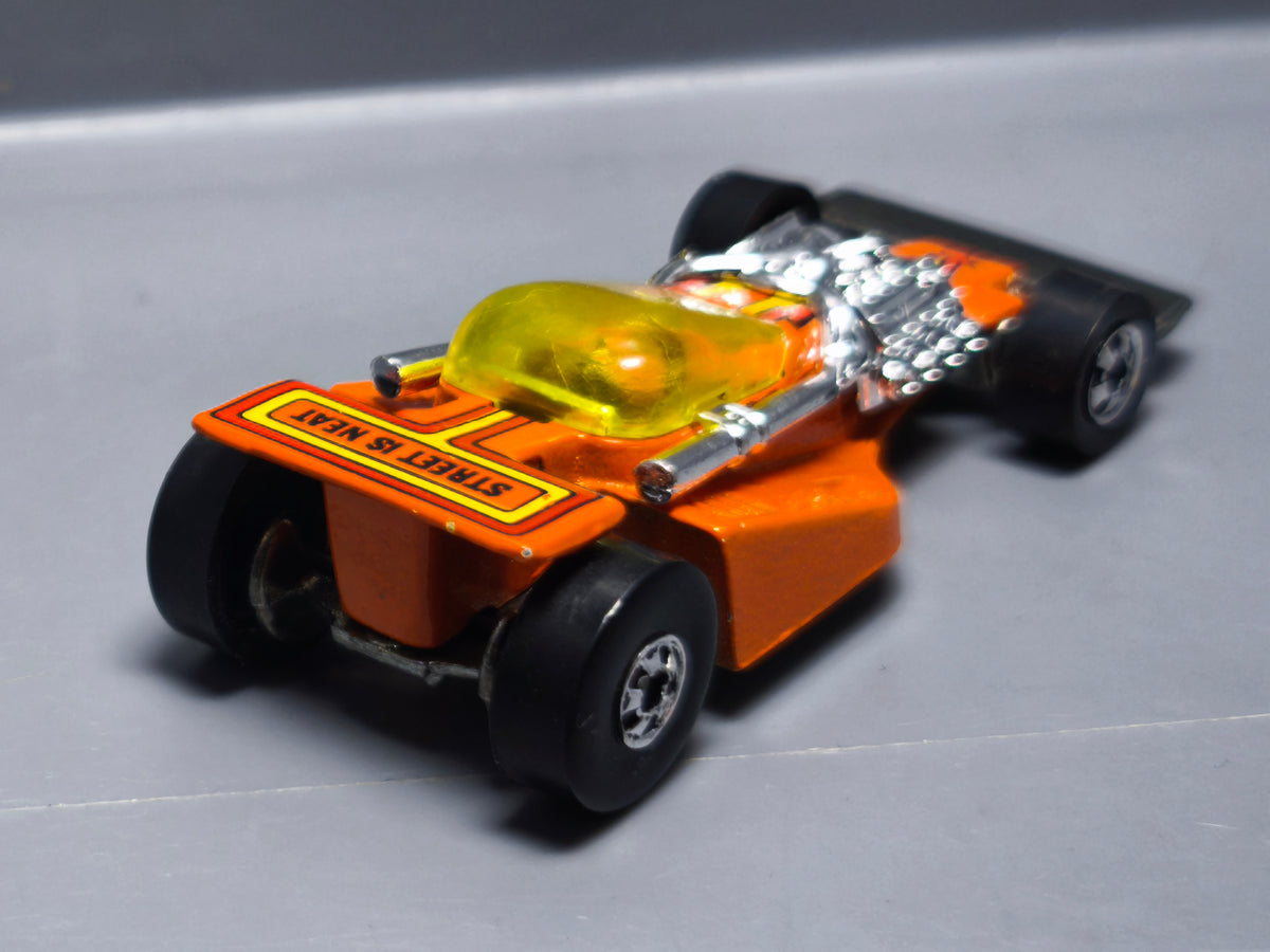 Hot Wheels 1982 Hong Kong  Land lord   (A28)