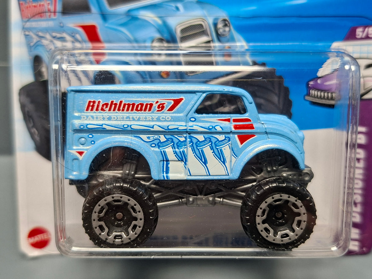 Hot Wheels Monster dairy delivery   2025-133 (NP39)