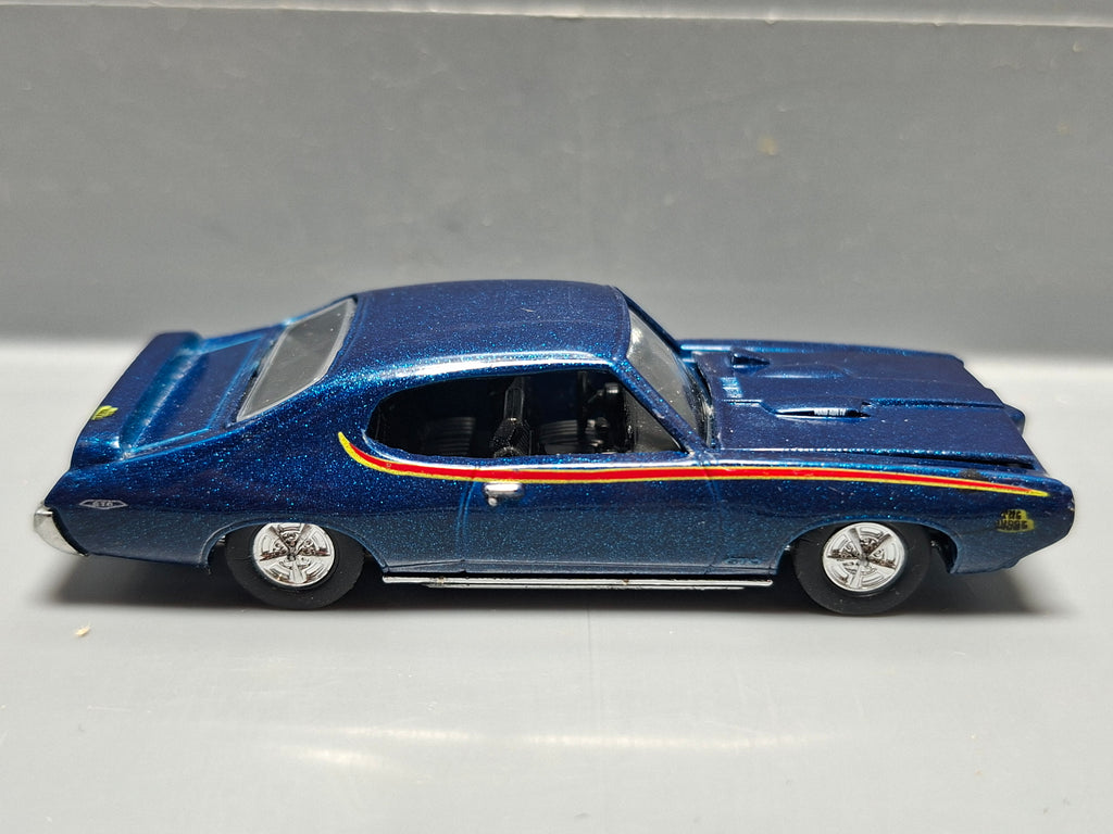 Racing Champions 1996 exclusive multipack 69 pontiac gto judge    (NP28)