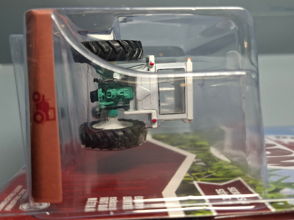 Greenlight  2024 Down on the Farm Series 9 1973 Tractor with Closed Cab  (NG52)