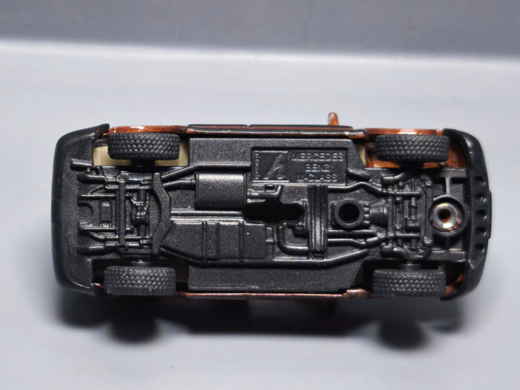 Hongwell 1/72  Mercedes benz M Class (A18)