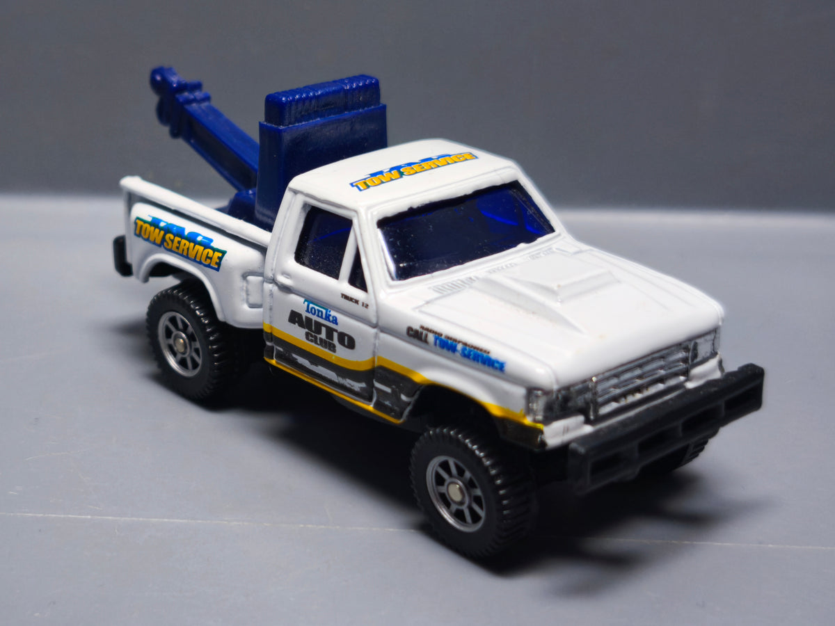 Maisto 89 Ford f-150 baja wrecker   (A21)
