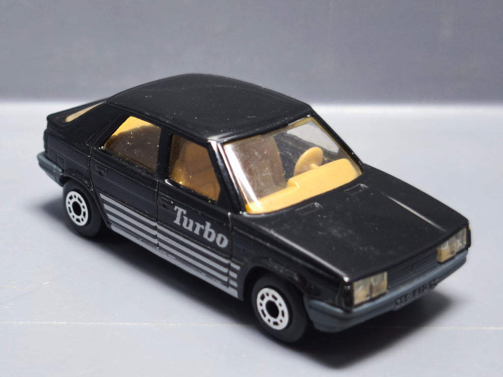 Matchbox 1987 mainline  Renault 11    (A31)
