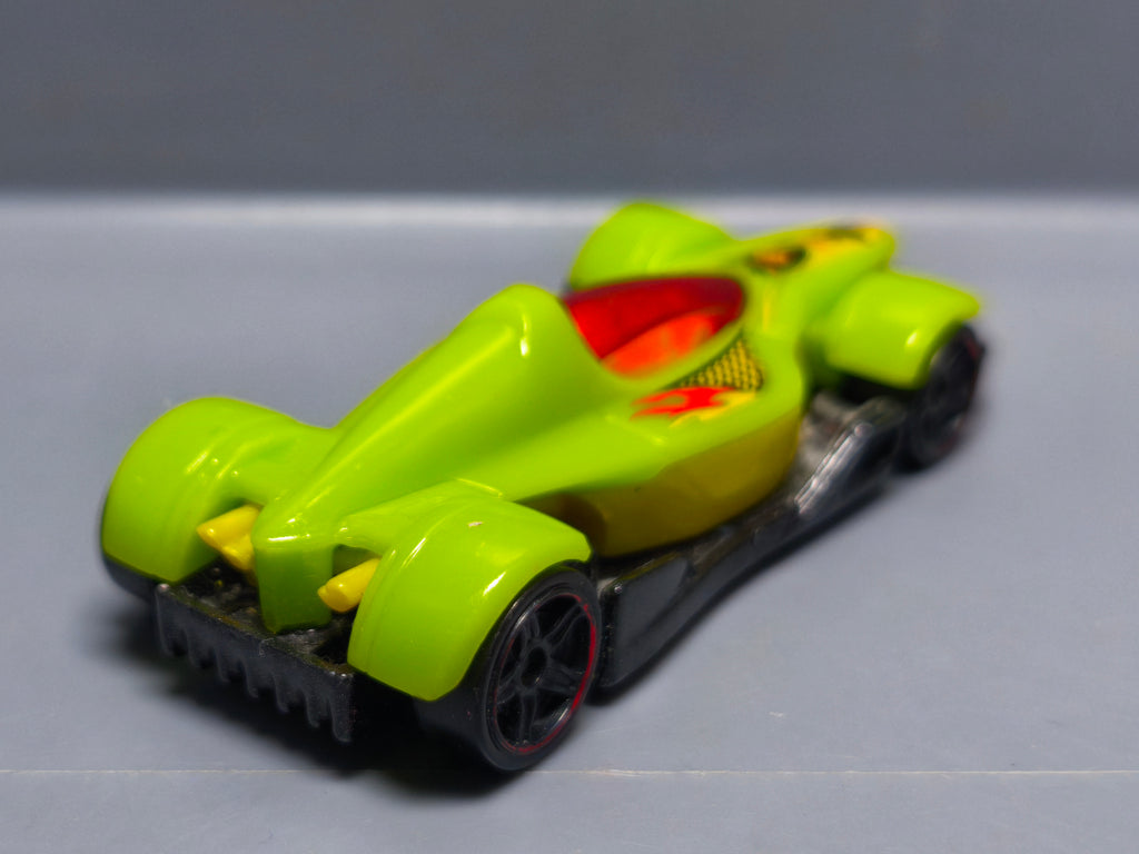 Hot Wheels 2012 mainline 237 Formula street (A07)