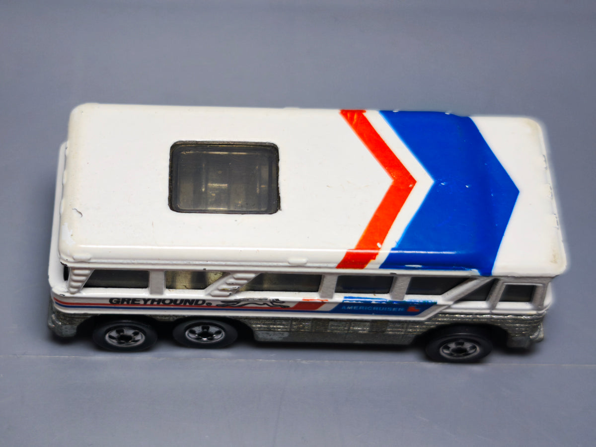 Hot Wheels Greyhound MC-8 1980 Hong Kong   (A19)